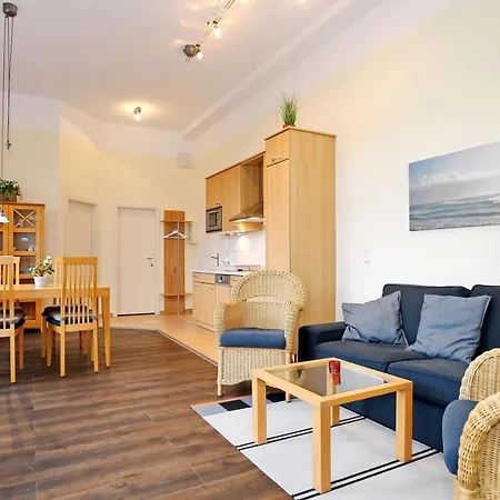 Haus Am Park 08 * Ostseebad Kühlungsborn